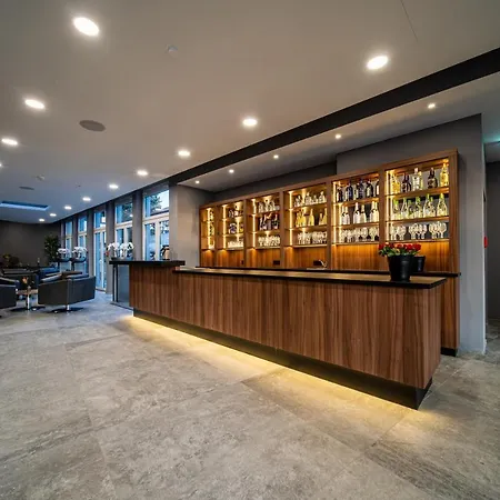 Ee Hotel-3